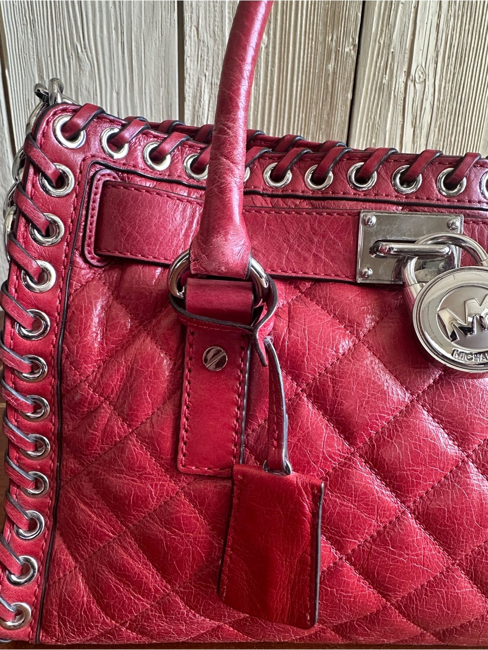 Michael Kors Crimson Quilted Hippie Grommet Satchel Bag w/ Lock & Key - Picture 5 of 15
